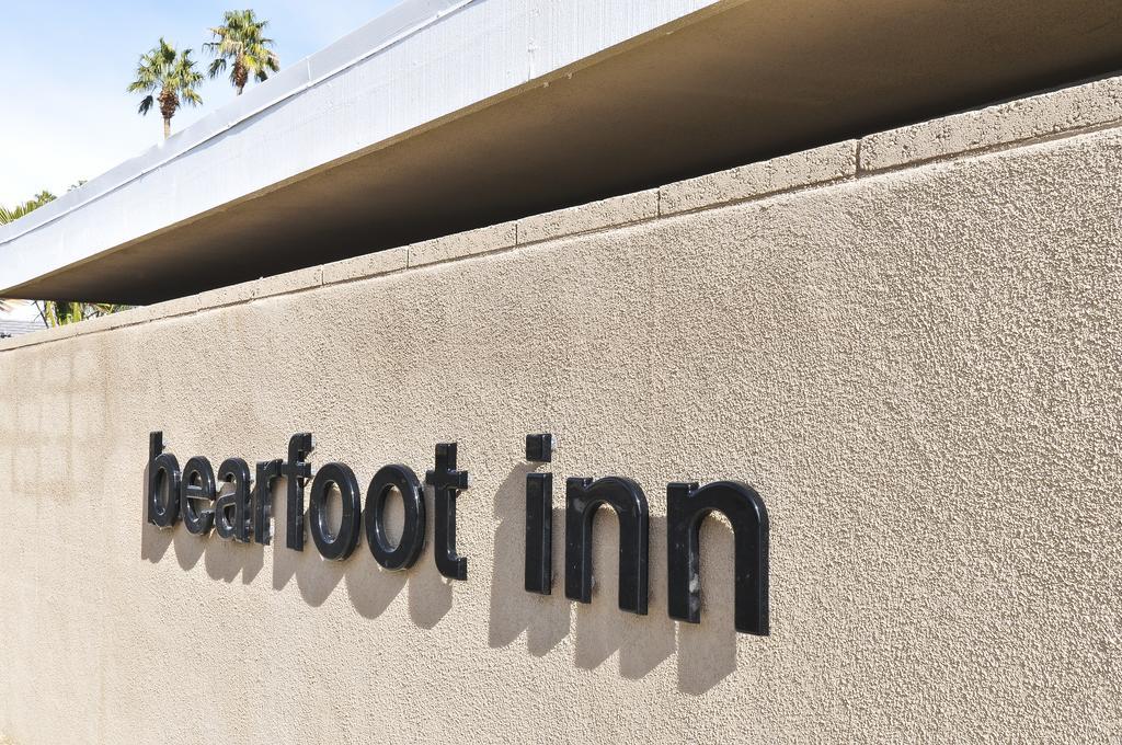 Bearfoot Inn - Clothing Optional Hotel For Gay Men Palm Springs Exteriér fotografie
